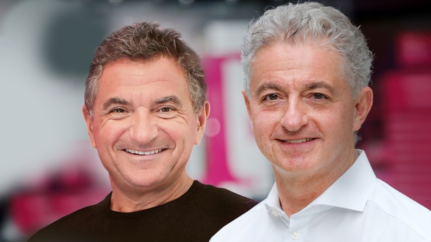 Telekom-Tochter T-Systems bekommt einen neuen Chef - Ferri Abolhassan (l.) wird zum 1. Januar 2024 die Rolle als Vorstand T-Systems übernehmen. Adel Al-Saleh (r.) verlässt das Unternehmen und wird CEO bei SES - Quelle: Deutsche Telekom AG, Norbert Ittermann, Evelyn Ebert Meneses